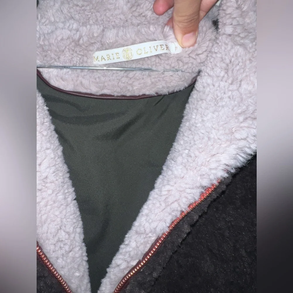 Marie Oliver sweater size S - Picture 2 of 7